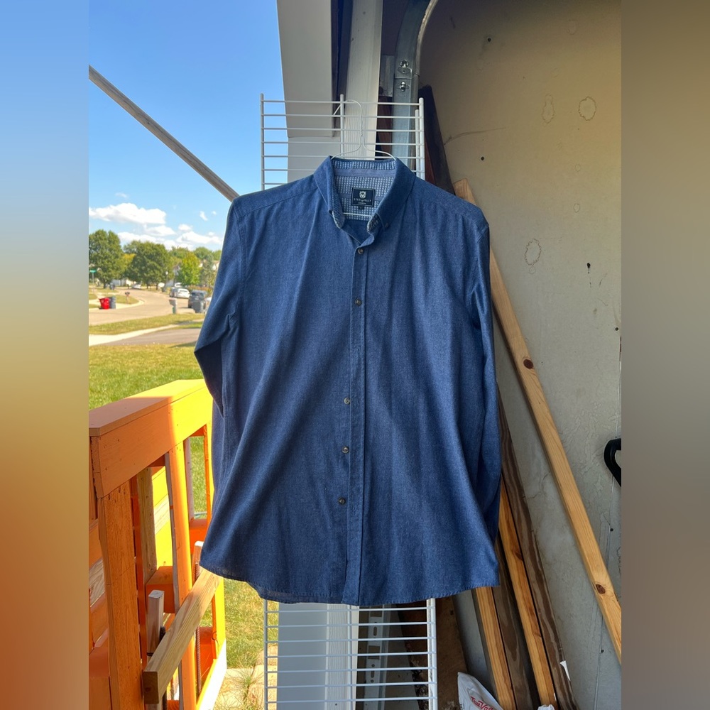 Men’s dress shirt